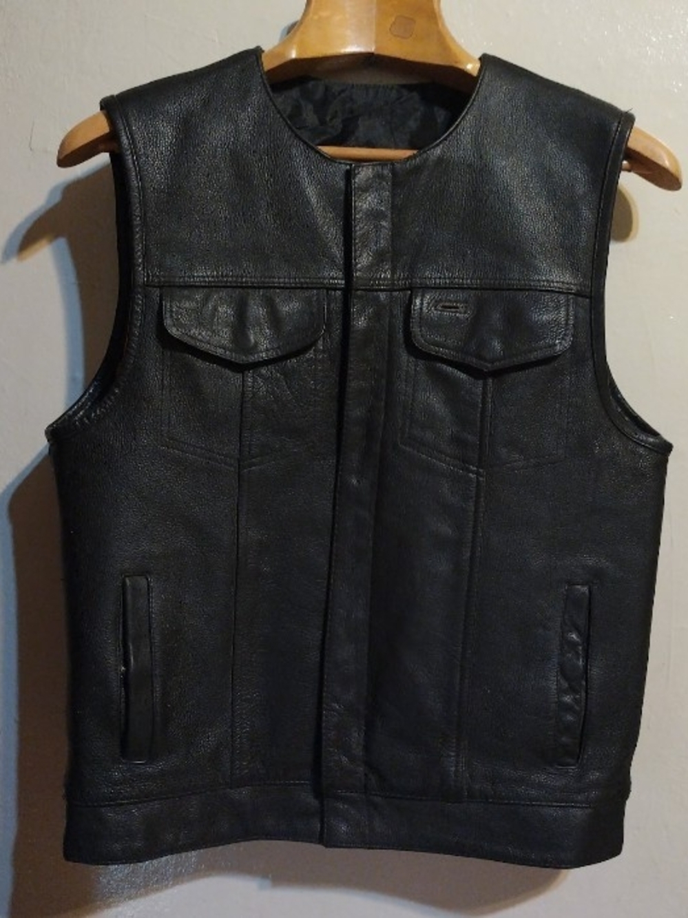 Milwaukee Leather Men's Collarless Snap/Zip Front Leather Club Style Vest sz L